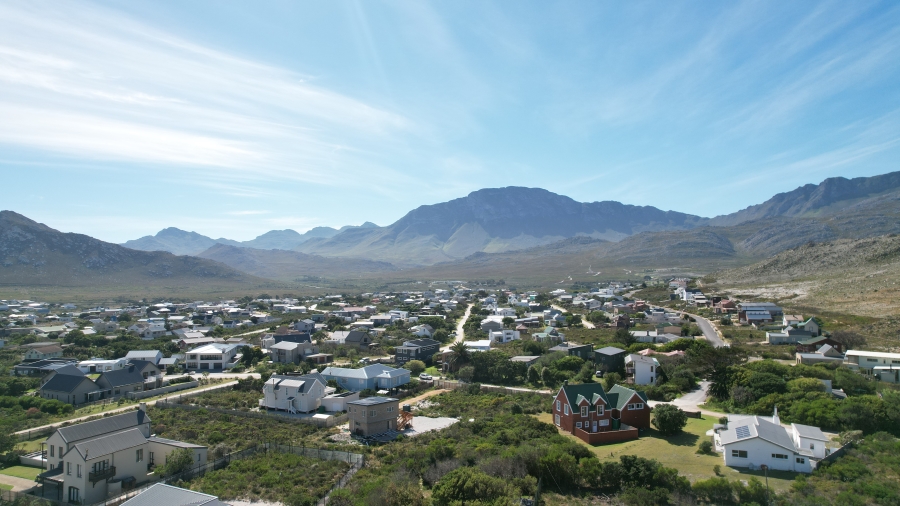 4 Bedroom Property for Sale in Pringle Bay Western Cape